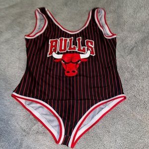 NWOT NBA bulls onesie size x-large